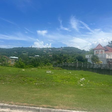 Appartamento Ironshore Seaview Montego Bay Esterno foto